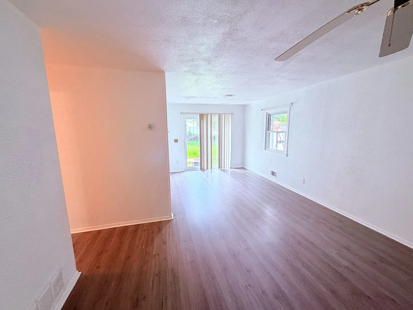 Three-Bedroom Ranch with Central Air in Toms River — Photo 3