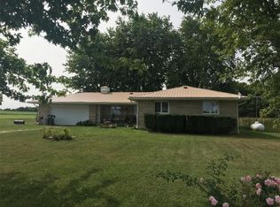 1449 County Highway 16, Tower Hill, IL 62571