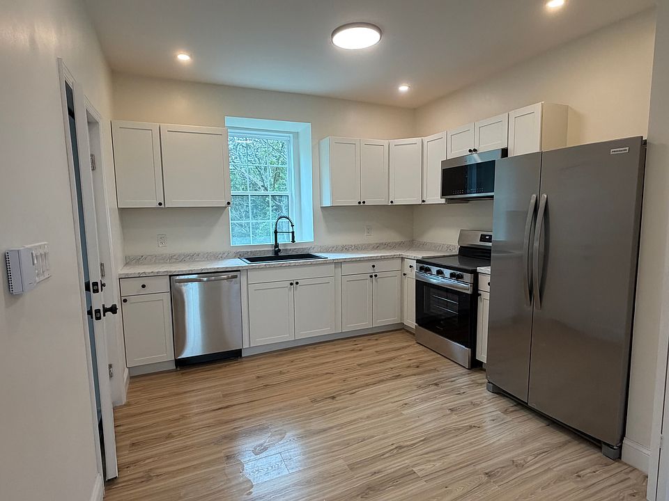 1st image of 42 Johnston Ave #10