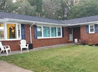 6400 Us Highway 221 S, Marion, NC 28752