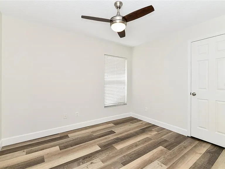 1820 Burchstone Dr — Photo 20