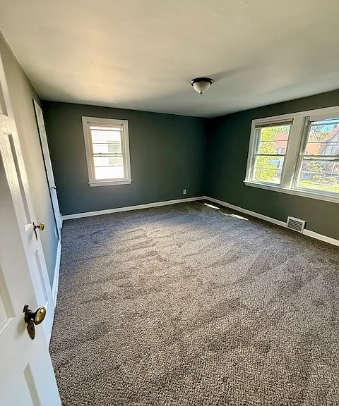 882 Keystone Dr — Photo 15