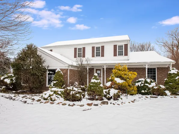 108 Eldorado Ct, Minooka, IL 60447