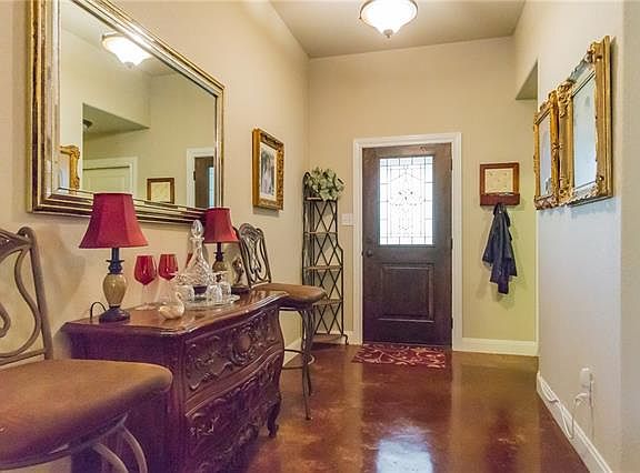 4th image of 107 Oah Ct