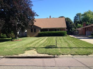 5415 Bushnell Ave, Sioux City, IA 51106