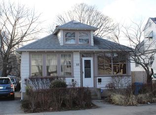 88 Petteys Ave, Providence, RI 02909