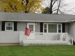 N12065 N Parish Rd, Markesan, WI 53946