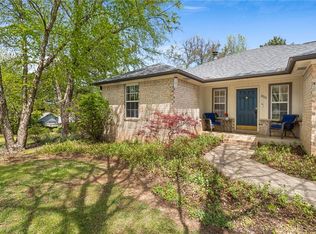 2922 E Whippoorwill Ln, Fayetteville, AR 72701