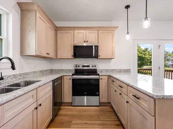 1000 Bryan St #A, Old Hickory, TN 37138