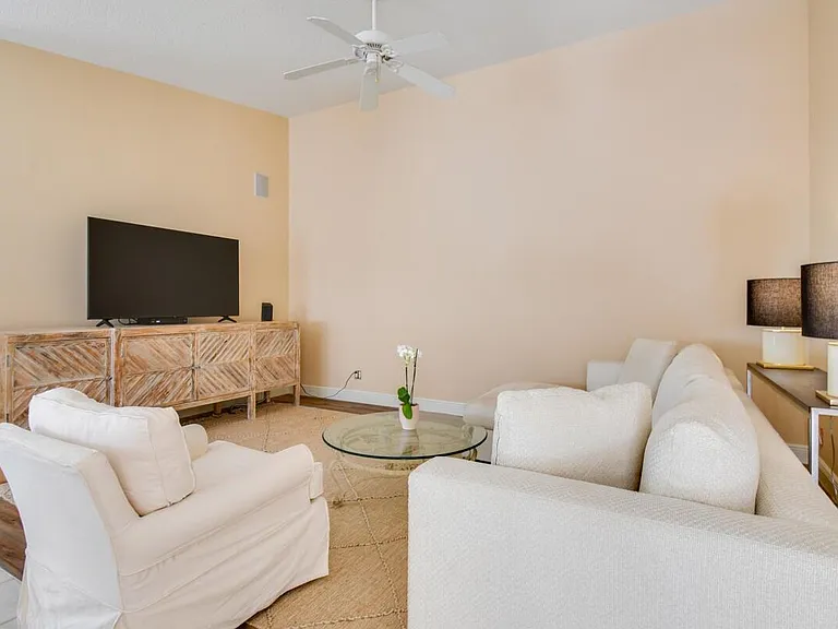 8392 SE Paurotis Ln — Photo 12