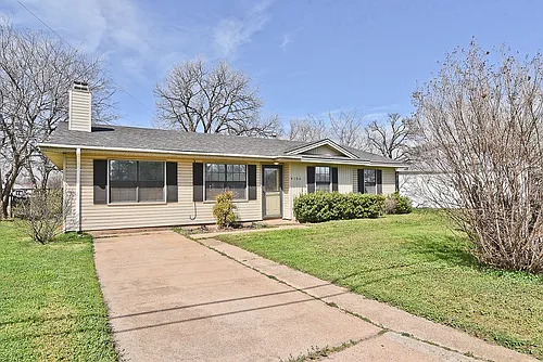 4106 Nunn St Photo 1