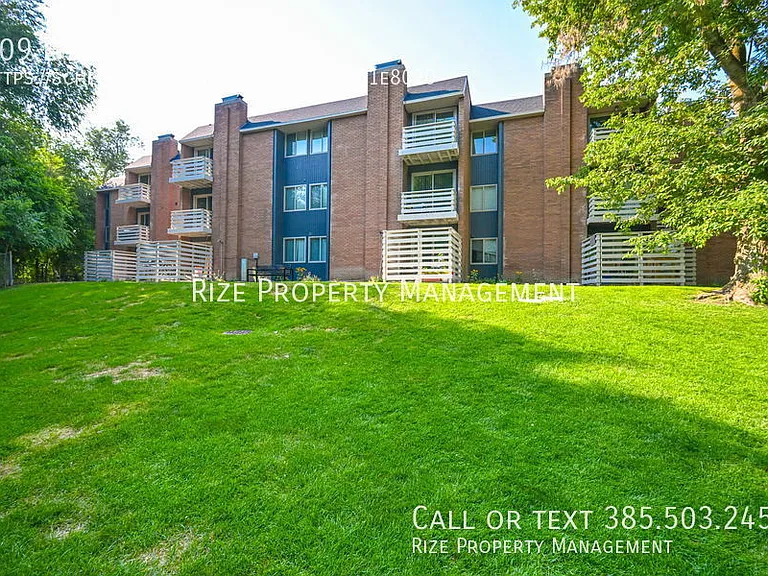 Cottonwood Creek Apartments — Photo 21