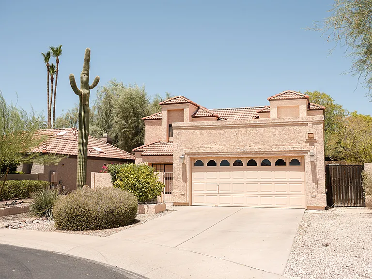 3980 E Graythorn St — Photo 97
