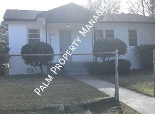 1829 Pendleton St, Savannah, GA 31405