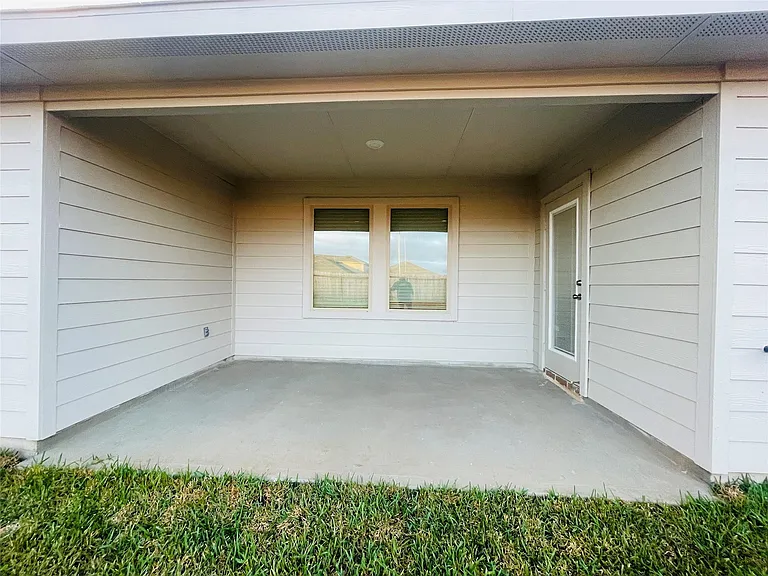 5146 Bay Meadows Ln — Photo 6