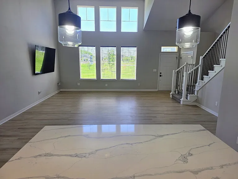 1008 Maple St — Photo 6