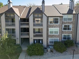 9242 E Arbor Cir APT J, Englewood, CO 80111