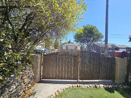 (Undisclosed Address) Photo 1