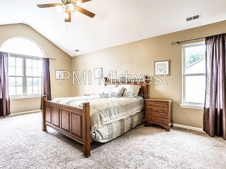 3712 Kinnett Ln — Photo 14