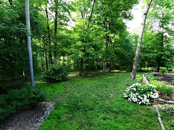 3rd image of 7007 Shadetree Ct