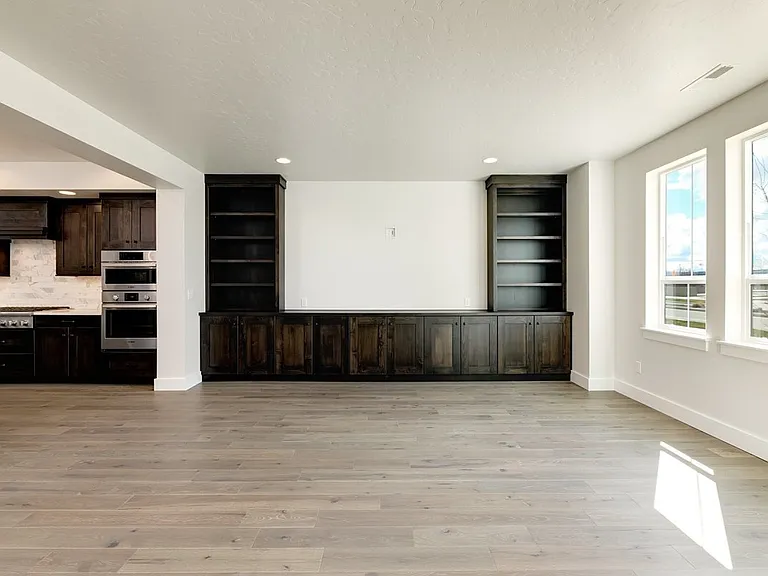 4314 E Parkcenter Blvd — Photo 6