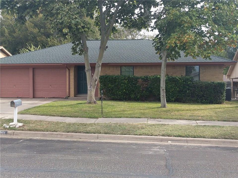 1st image of 801 Lottie Ln