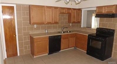 4th image of 75 Saint Benedict Ln