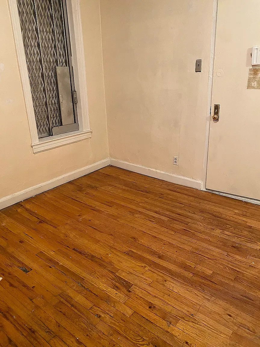 Building Photo - 12 Bleecker St #1D