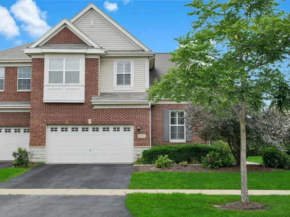 1031 Ravendale Ct, Naperville, IL 60540