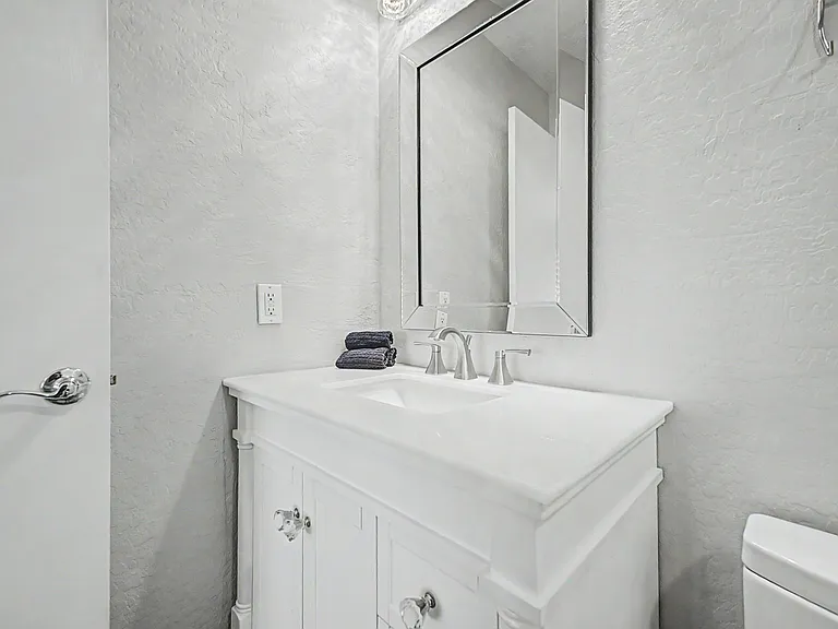 16636 S 22nd St — Photo 29