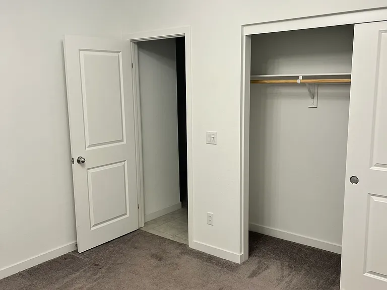 11539 Sky Pointe Dr — Photo 2