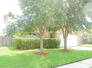 4506 Brazos Bend Dr, Pearland, TX 77584