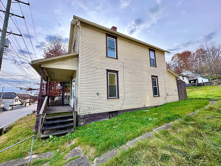 154 Elmwood St — Photo 22