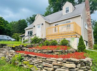 1477 Erickson Dr, Johnstown, PA 15904
