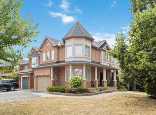 98 Bach Ave, Whitby, ON L1R2P8