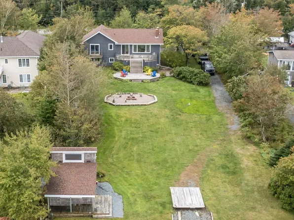 1724 Crowell Rd, East Lawrencetown, NS B2Z 1N7