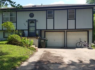 305 W 7th St, Edgerton, KS 66021