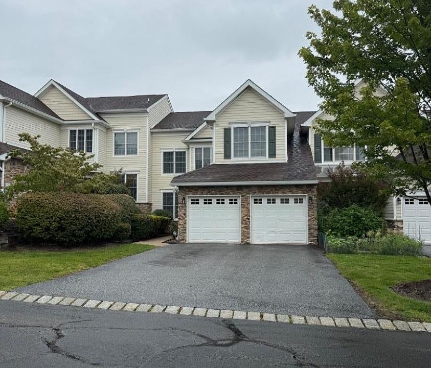 1st image of 86 Briar Ct