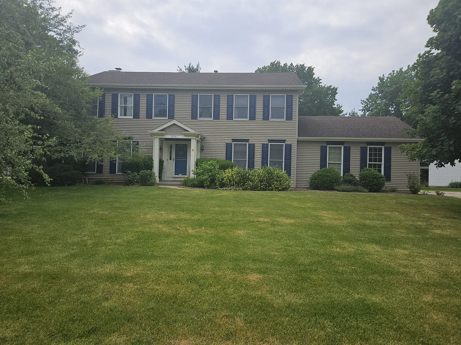 4 bed, 2.5 bath, 2363 sqft, $3,300 — Photo 1
