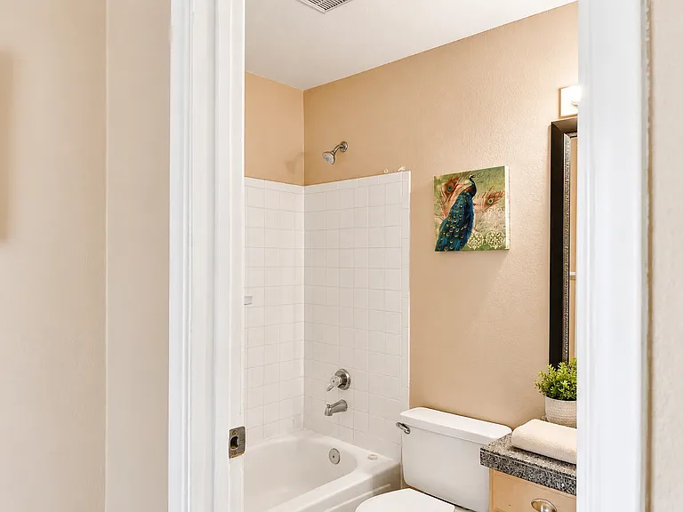 6117 W Ivanhoe St — Photo 5