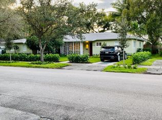 11742 SW 81st Rd, Pinecrest, FL 33156