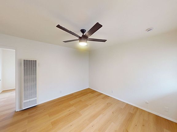 5th image of 1520 Castro St APT 7