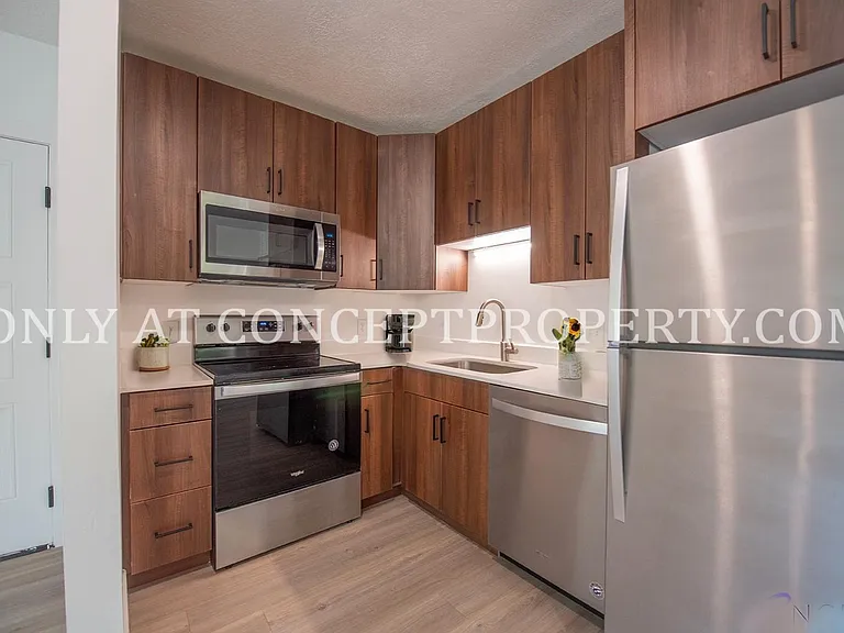 Stratton — Photo 62