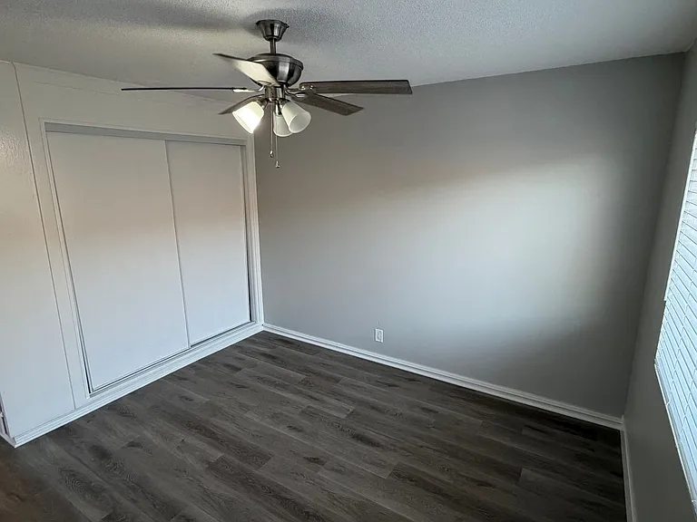 Palm View Apartments in Azusa — Photo 34