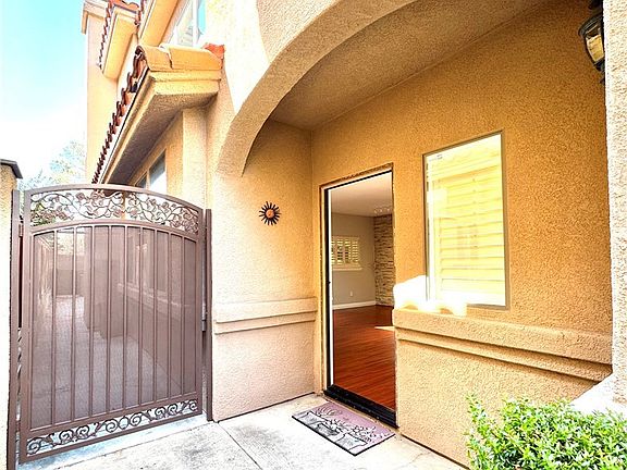 2nd image of 2072 Villa Del Lago Dr Unit A