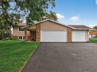 3750 80th St E, Inver Grove Heights, MN 55076