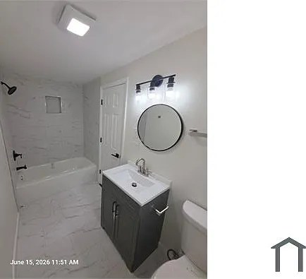 4 bed, $2,500 — Photo 1