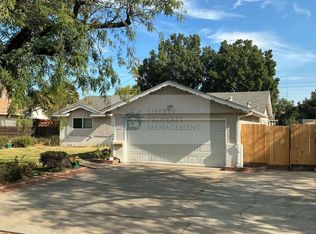 1115 Alameda Dr, Modesto, CA 95351