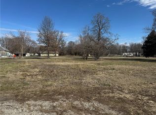 604-608 W Main St #610, Weir, KS 66781