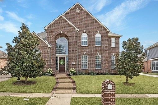 1st image of 138 Creekside Dr